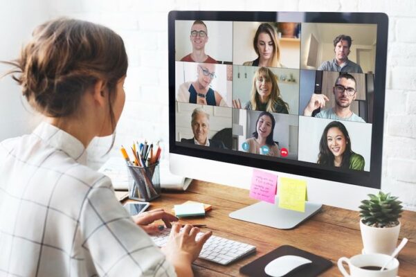 Effective Online Meetings_ The Key to Remote Team Success